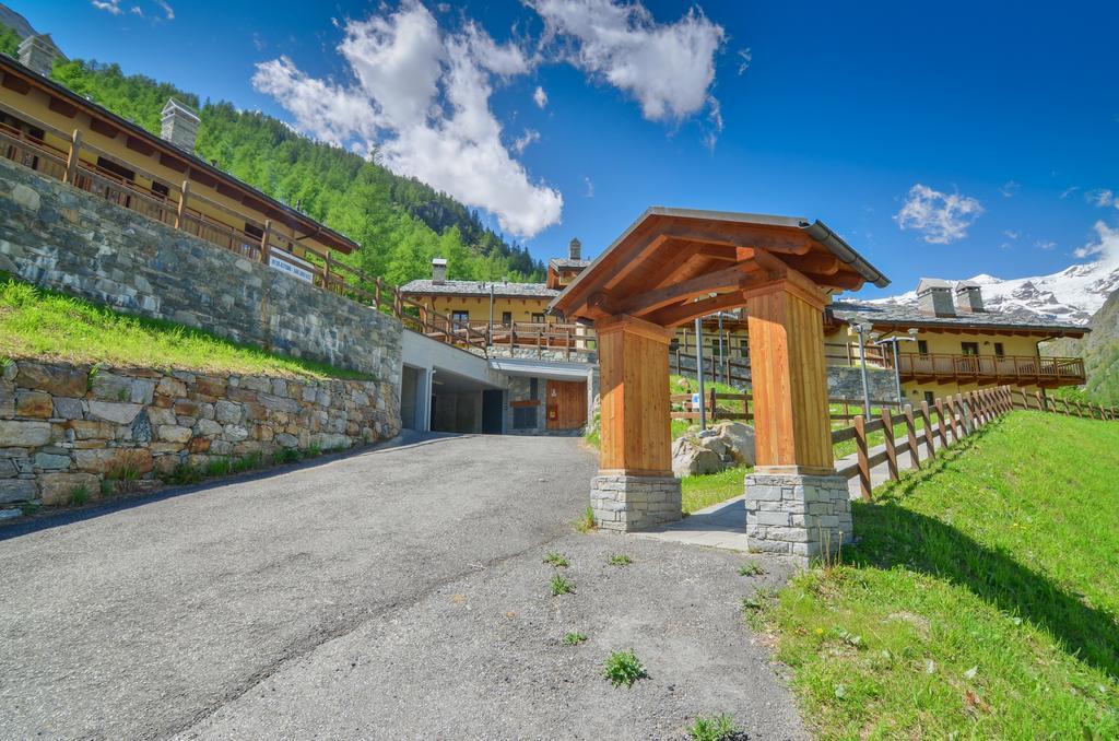 Appartamenti Residenza Anderbatt Gressoney-la-Trinité Стая снимка