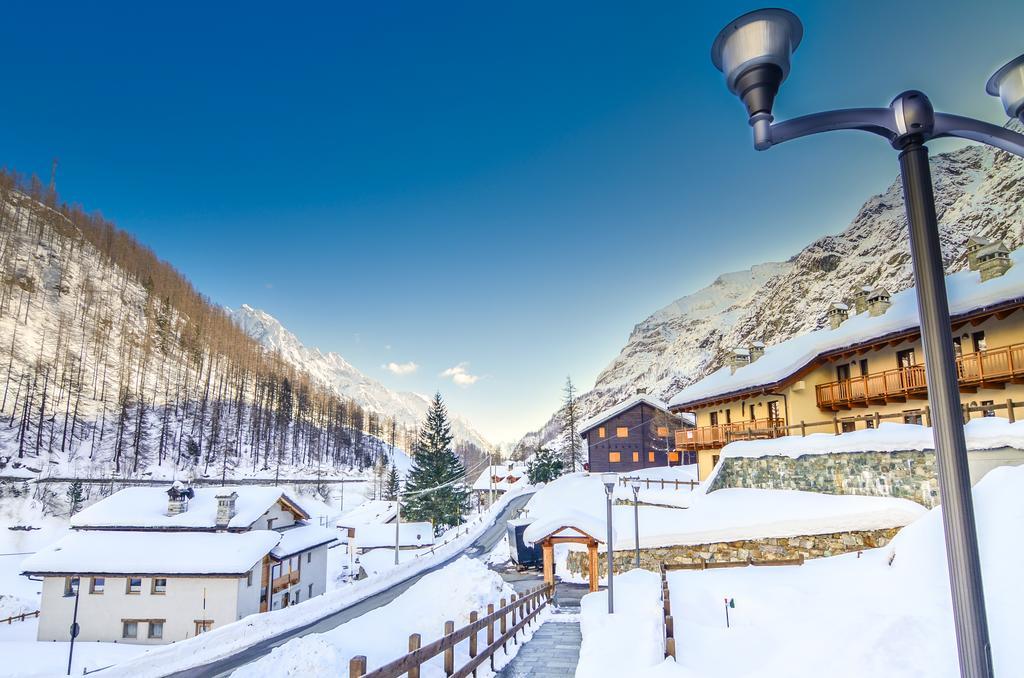 Appartamenti Residenza Anderbatt Gressoney-la-Trinité Стая снимка